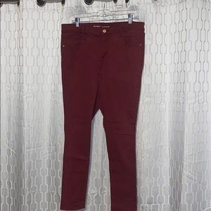 Maroon Rockstar skinny pants